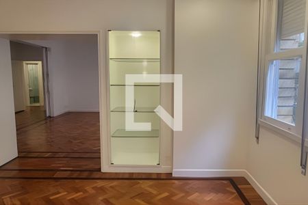 Apartamento à venda com 193m², 3 quartos e sem vaga