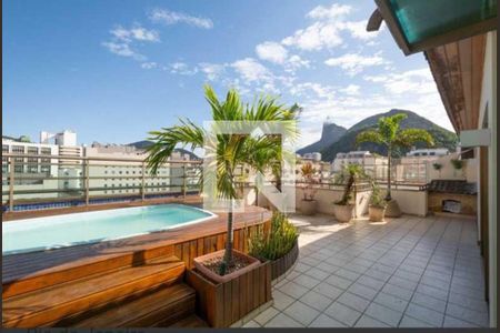 Apartamento à venda com 240m², 4 quartos e 2 vagas