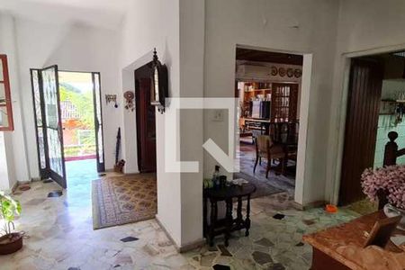 Casa à venda com 546m², 5 quartos e 2 vagas