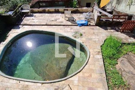 Casa à venda com 546m², 5 quartos e 2 vagas