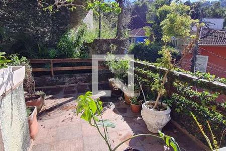 Casa à venda com 546m², 5 quartos e 2 vagas