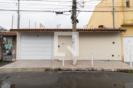 Casa à venda com 280m², 5 quartos e 3 vagas Casa à venda com 280m², 5 quartos e 3 vagasFachada