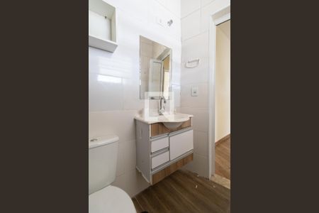 Casa à venda com 280m², 5 quartos e 3 vagas Casa à venda com 280m², 5 quartos e 3 vagasBanheiro Suíte