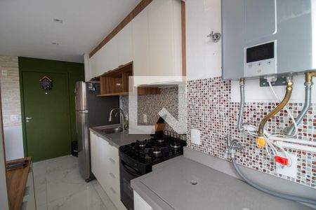 Cozinha de apartamento para alugar com 2 quartos, 43m² em Parque Pinheiros, São Paulo