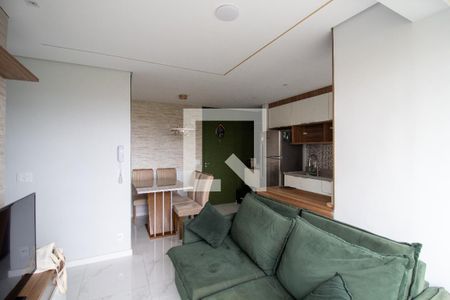 Sala de apartamento para alugar com 2 quartos, 43m² em Parque Pinheiros, São Paulo