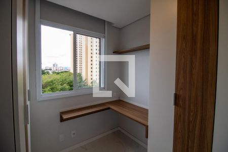 Quarto 2 de apartamento para alugar com 2 quartos, 43m² em Parque Pinheiros, São Paulo
