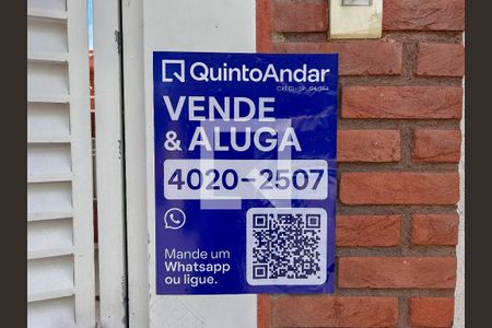 Casa à venda com 296m², 2 quartos e 2 vagasPlaquinha
