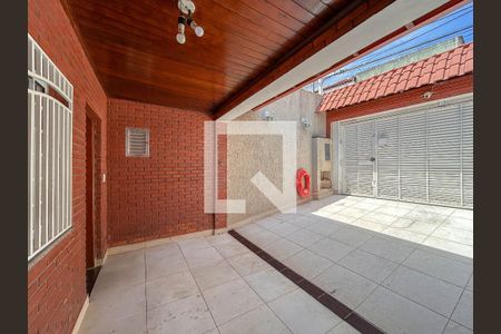 Casa à venda com 296m², 2 quartos e 2 vagasGaragem