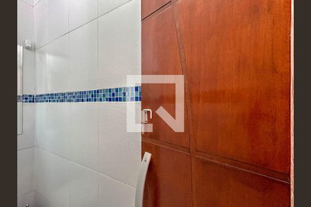 Casa à venda com 296m², 2 quartos e 2 vagasBanheiro 2