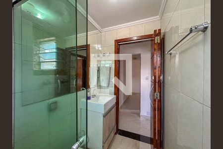 Casa à venda com 296m², 2 quartos e 2 vagasBanheiro 1