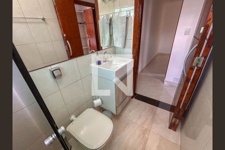 Casa à venda com 296m², 2 quartos e 2 vagasBanheiro 1
