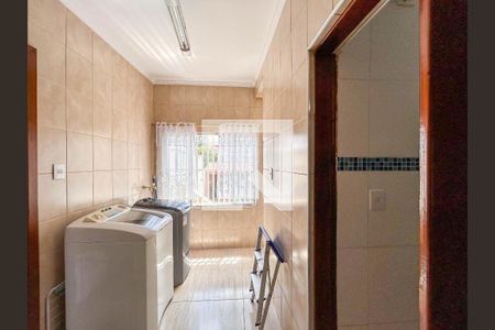 Casa à venda com 296m², 2 quartos e 2 vagasÁrea de Serviço