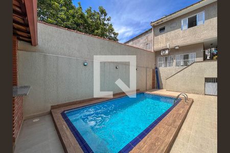 Casa à venda com 296m², 2 quartos e 2 vagasÁrea gourmet - Piscina