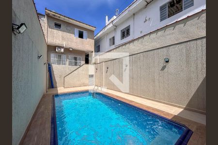 Casa à venda com 296m², 2 quartos e 2 vagasÁrea gourmet - Piscina