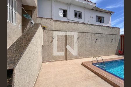 Casa à venda com 296m², 2 quartos e 2 vagasÁrea gourmet - Piscina