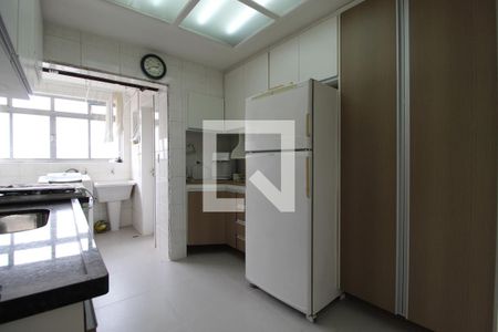 Apartamento para alugar com 74m², 2 quartos e sem vagaCozinha e Área de Serviço