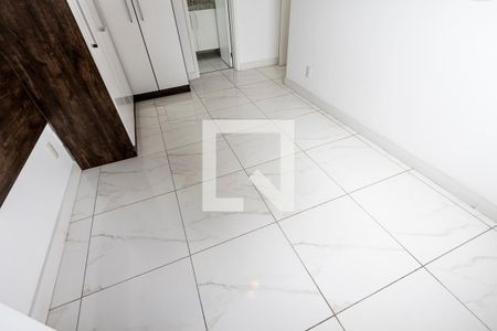 Apartamento à venda com 62m², 2 quartos e 1 vaga Apartamento à venda com 62m², 2 quartos e 1 vagaQuarto