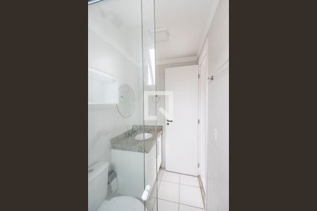 Apartamento à venda com 62m², 2 quartos e 1 vaga Apartamento à venda com 62m², 2 quartos e 1 vagaBanheiro
