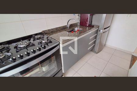 Apartamento à venda com 54m², 2 quartos e 1 vagaCozinha
