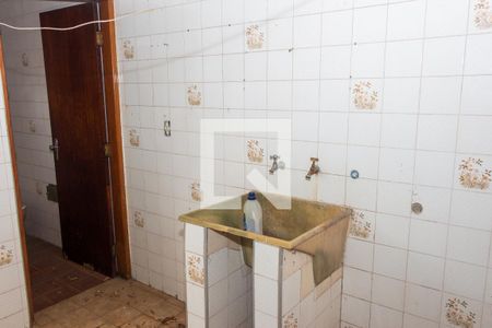 Casa para alugar com 65m², 2 quartos e 1 vagaÁrea de Serviço