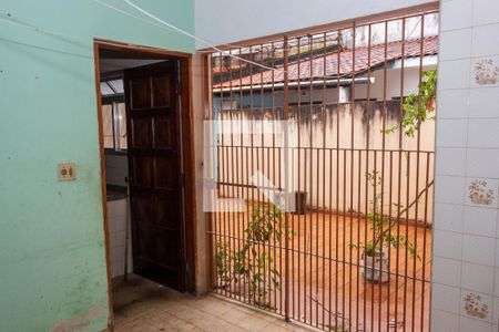 Casa para alugar com 65m², 2 quartos e 1 vagaÁrea de Serviço