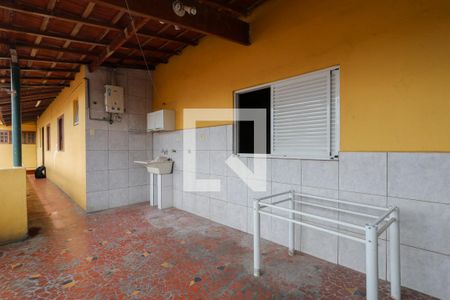 Casa à venda com 225m², 6 quartos e 1 vaga Casa à venda com 225m², 6 quartos e 1 vagaCasa 2 - Área de serviço