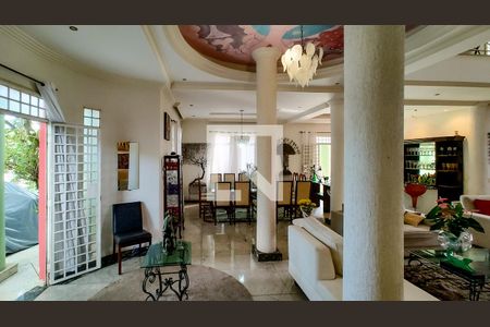 Casa para alugar com 6 quartos, 500m² em São Luiz, Belo Horizonte