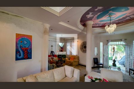 Casa para alugar com 6 quartos, 500m² em São Luiz, Belo Horizonte