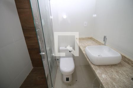 Casa à venda com 132m², 3 quartos e 1 vagaBanheiro da Suíte 1