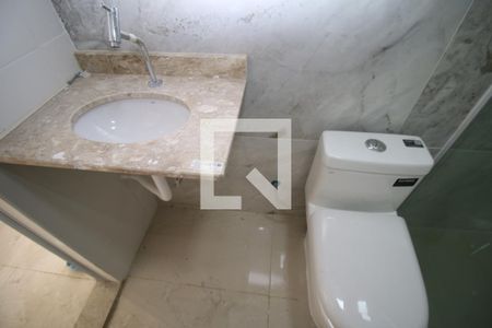 Casa à venda com 132m², 3 quartos e 1 vagaBanheiro Social