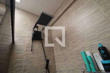 Casa à venda com 150m², 3 quartos e 2 vagasBanheiro