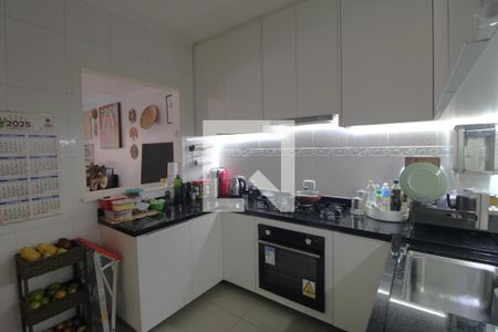 Casa à venda com 150m², 3 quartos e 2 vagasCozinha