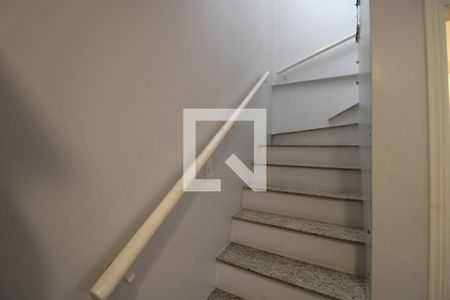 Sala de casa à venda com 3 quartos, 150m² em Jardim Santo Antoninho, São Paulo