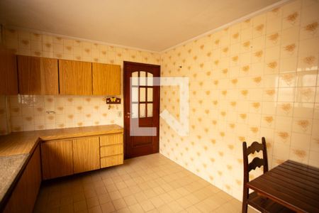 Casa à venda com 300m², 4 quartos e 5 vagasCozinha