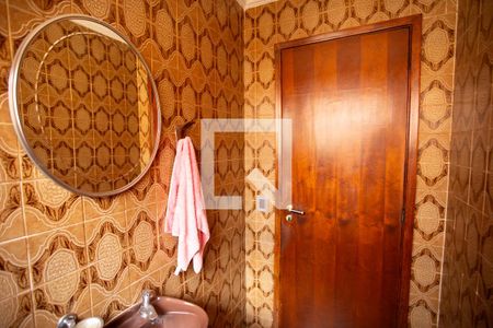 Casa à venda com 300m², 4 quartos e 5 vagasLavabo