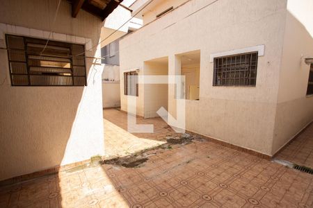 Casa à venda com 300m², 4 quartos e 5 vagasQuintal