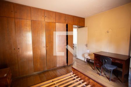 Casa à venda com 300m², 4 quartos e 5 vagasQuarto 1