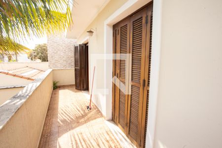 Casa à venda com 300m², 4 quartos e 5 vagasVaranda 1