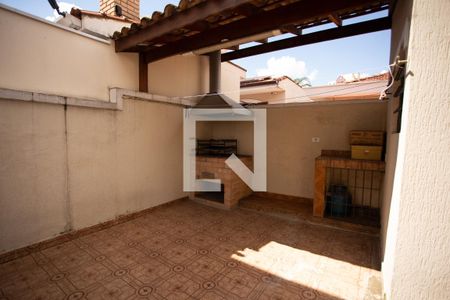 Casa à venda com 300m², 4 quartos e 5 vagasQuintal