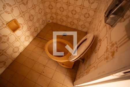 Casa à venda com 300m², 4 quartos e 5 vagasBanheiro de Serviço