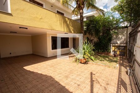 Casa à venda com 300m², 4 quartos e 5 vagasGaragem