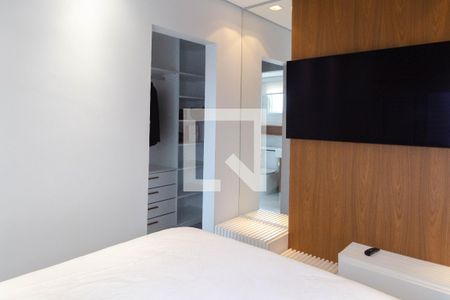 Apartamento à venda com 130m², 3 quartos e 2 vagas Apartamento à venda com 130m², 3 quartos e 2 vagasQuarto 1