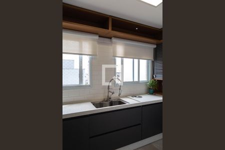 Apartamento à venda com 130m², 3 quartos e 2 vagas Apartamento à venda com 130m², 3 quartos e 2 vagasCozinha