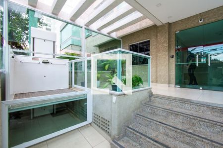 Apartamento à venda com 130m², 3 quartos e 2 vagas Apartamento à venda com 130m², 3 quartos e 2 vagasÁrea comum