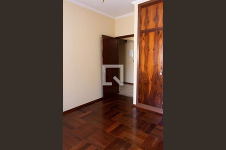 Casa à venda com 180m², 3 quartos e 4 vagas Casa à venda com 180m², 3 quartos e 4 vagasQUARTO 3