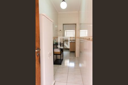 Casa à venda com 180m², 3 quartos e 4 vagas Casa à venda com 180m², 3 quartos e 4 vagasDISPENSA