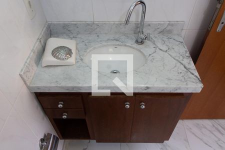 Casa à venda com 180m², 3 quartos e 4 vagas Casa à venda com 180m², 3 quartos e 4 vagasBANHEIRO DA SUITE