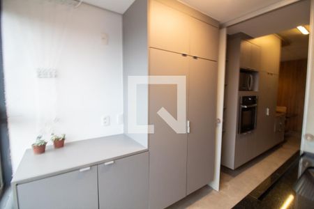 Apartamento para alugar com 75m², 2 quartos e 1 vagaÁrea de Serviço