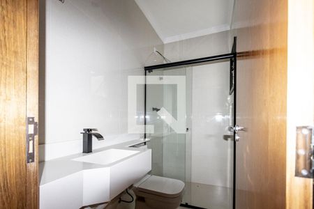 Casa à venda com 190m², 3 quartos e 3 vagasBanheiro da Suíte 2