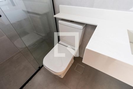 Casa à venda com 190m², 3 quartos e 3 vagasBanheiro da Suíte 1